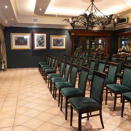 Villa San Giovanni Accommodation Претория Экстерьер фото