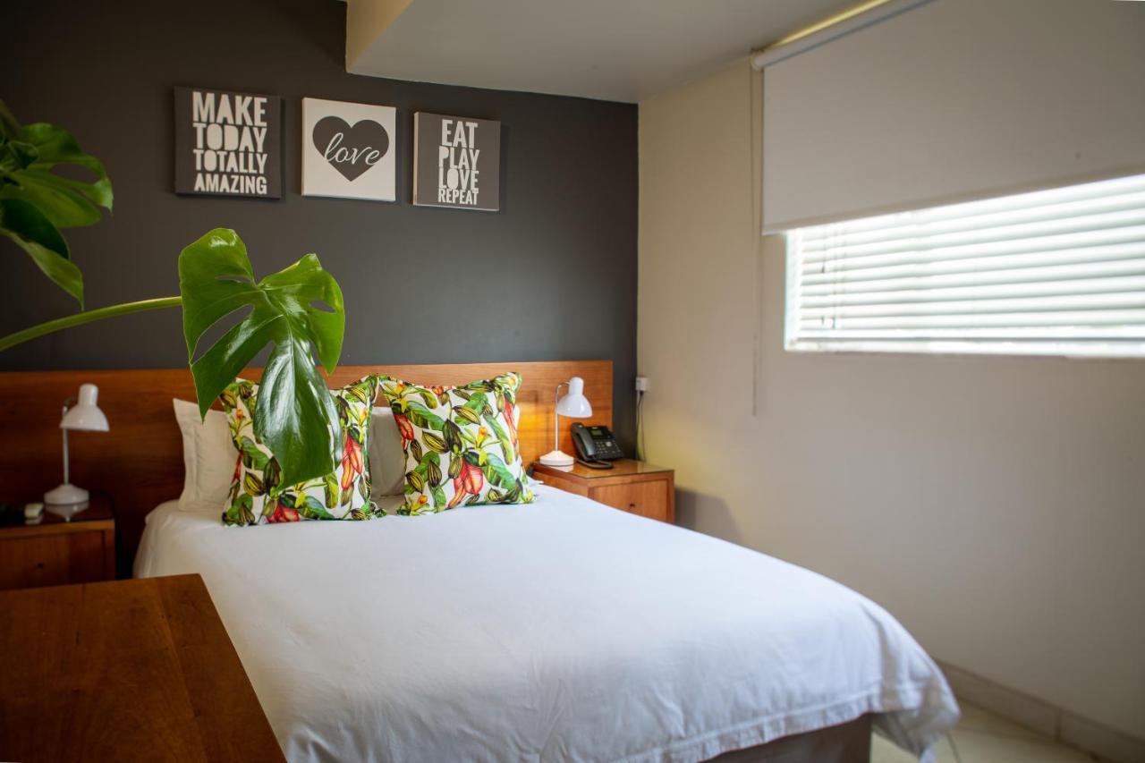Villa San Giovanni Accommodation Претория Экстерьер фото